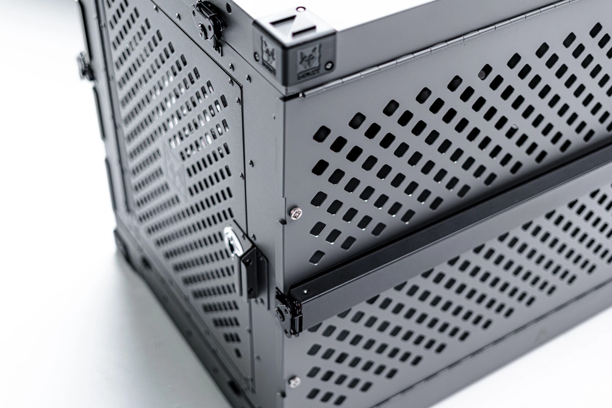 secure dog boarding facilities The Woodlands - High-quality dog crate with modern sleek design and durability.